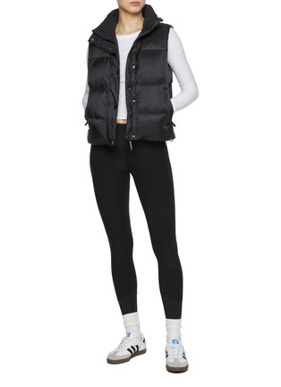 Figure View - Click To Enlarge - BEYOND YOGA - Big Cozy Puffer Vest