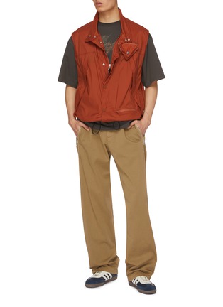 Figure View - Click To Enlarge - TOGA VIRILIS - High Neck Triangle Pocket Vest