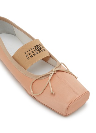 Detail View - Click To Enlarge - MM6 MAISON MARGIELA - Square Toe Numeric Band Ballet Flats