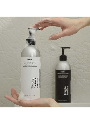Detail View - Click To Enlarge - FRAGILE COSMETICS - Glow Restoring & Moisturising Shampoo 450ml