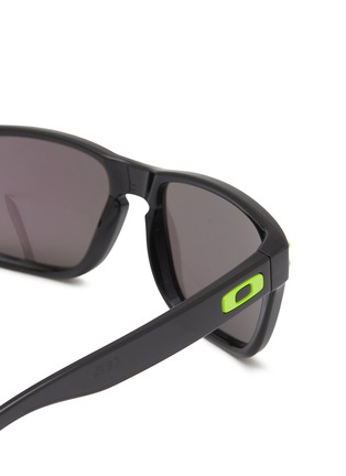 Detail View - Click To Enlarge - OAKLEY - Youth Fit Holbrook Square Sunglasses