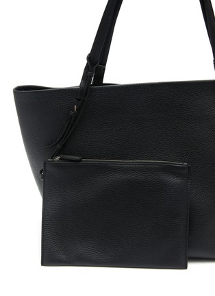 Detail View - Click To Enlarge - THE ROW - Park Tote Three Grained Leather Bag