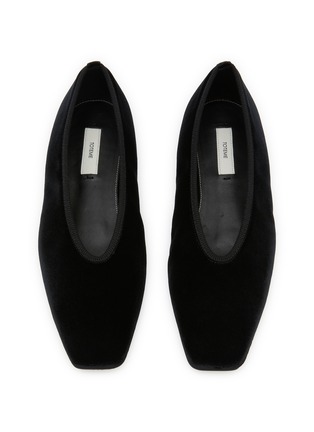 Detail View - Click To Enlarge - TOTEME - Minimalist Velvet Ballerinas Flats