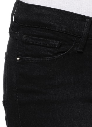 Detail View - Click To Enlarge - FRAME - 'Le Skinny de Jeanne' frayed panel jeans