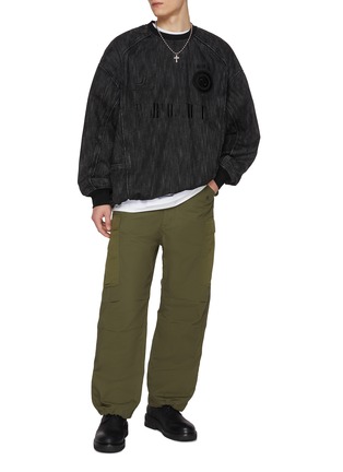 Figure View - Click To Enlarge - JUUN.J - Dark Wash Elasticated Hem Denim Blend Football Sweater