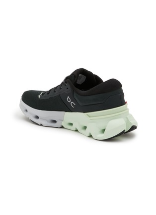  - ON - Cloudflyer 5 Low Top Women's Sneakers