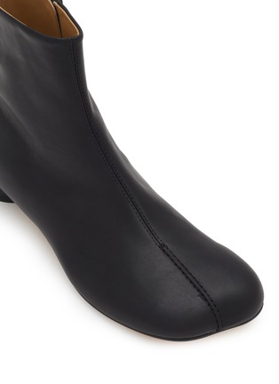 Detail View - Click To Enlarge - MM6 MAISON MARGIELA - Anatomic Split Toe Zip Up Men's Ankle Boots