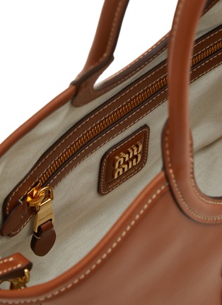 Detail View - Click To Enlarge - MIU MIU - Small Ivy Leather Tote Bag