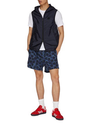Figure View - Click To Enlarge - MONCLER - Moretan Hooded Gilet