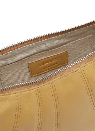 Detail View - Click To Enlarge - LEMAIRE - Small Croissant Leather Crossbody Bag