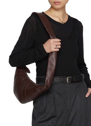 Figure View - Click To Enlarge - LEMAIRE - Small Soft Croissant Leather Bag