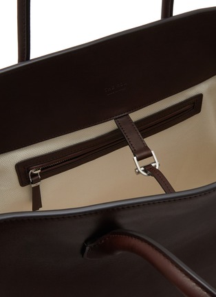 Detail View - Click To Enlarge - THE ROW - Marlo 17 Leather Tote Bag