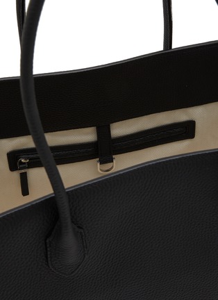 Detail View - Click To Enlarge - THE ROW - Marlo 17 Leather Tote Bag