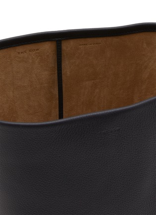 Detail View - Click To Enlarge - THE ROW - Medium N/S Park Leather Tote Bag