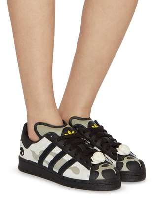 adidas originals × OFFGOD:TATEA SUPERSTAR 82 unisex adidas x OFFGOD:Tate Superstar 82 'Black Grey' JQ8778