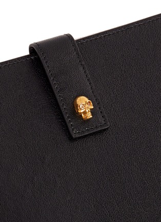 Detail View - Click To Enlarge - ALEXANDER MCQUEEN - Skull studs leather iPad case