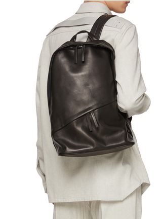 Figure View - Click To Enlarge - DISCORD YOHJI YAMAMOTO - Unfinished Leather Diagonal Backpack