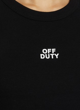  - MO&CO. - Off Duty' Cropped Cotton Blend T-Shirt