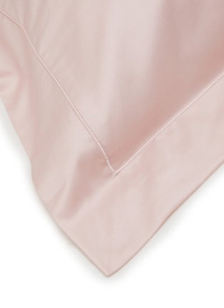 Detail View - Click To Enlarge - CELSO DE LEMOS - Bourdon Pillowcase Set of 2 — 500 Nuage Rose