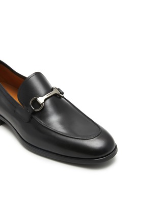 Detail View - Click To Enlarge - MAGNANNI - Bowind Leather Penny Loafers