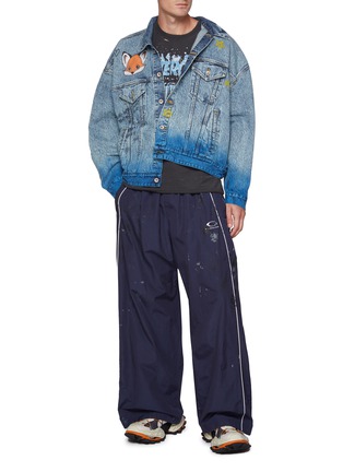 Figure View - Click To Enlarge - DOUBLET - Light Wash Anime Print Denim Jacket