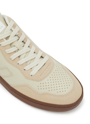 Detail View - Click To Enlarge - VEJA - V-90 O.T. Low Top Leather Men's Sneakers