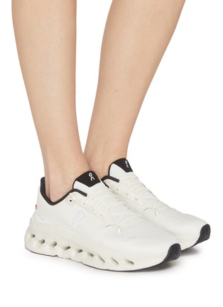 Figure View - Click To Enlarge - ON - Cloudtilt Low Top Women's Sneakers