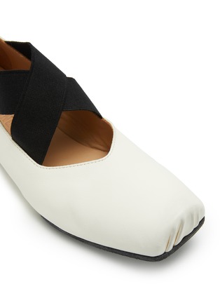 Detail View - Click To Enlarge - UMA WANG - Crisscross Elastic Band Leather Ballerina Flats