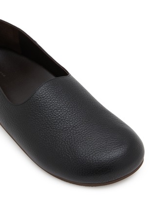 Detail View - Click To Enlarge - THE ROW - Hugh Slip On Leather Flats