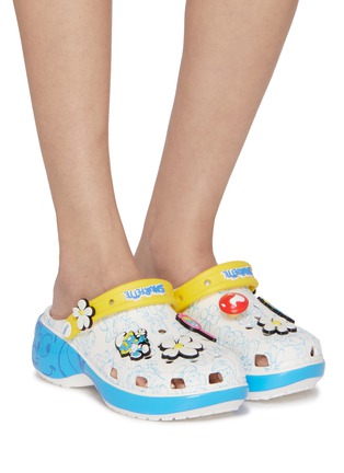 Figure View - Click To Enlarge - CROCS - X The Smurfs 501 Platform Clogs