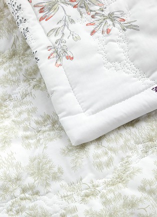 Detail View - Click To Enlarge - YVES DELORME - Naiades King Size Bedcover