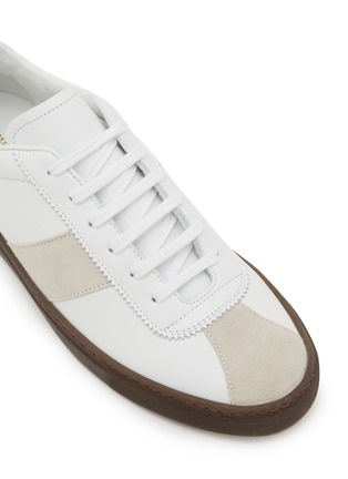 Detail View - Click To Enlarge - COMMON PROJECTS - Field Trainer Low Top Leather Women's Sneakers