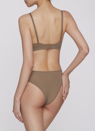Front View - Click To Enlarge - SKIMS - Fits Everybody Crossover Bralette
