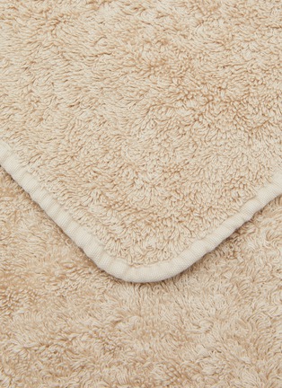 Detail View - Click To Enlarge - ABYSS & HABIDECOR - Super Pile Guest Towel — Linen
