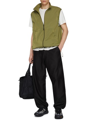 Figure View - Click To Enlarge - GOLDWIN - Dope Dyed Rip Stop Wind Vest