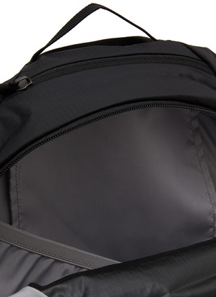 Detail View - Click To Enlarge - MM6 MAISON MARGIELA - X Salomon XT 15 Backpack