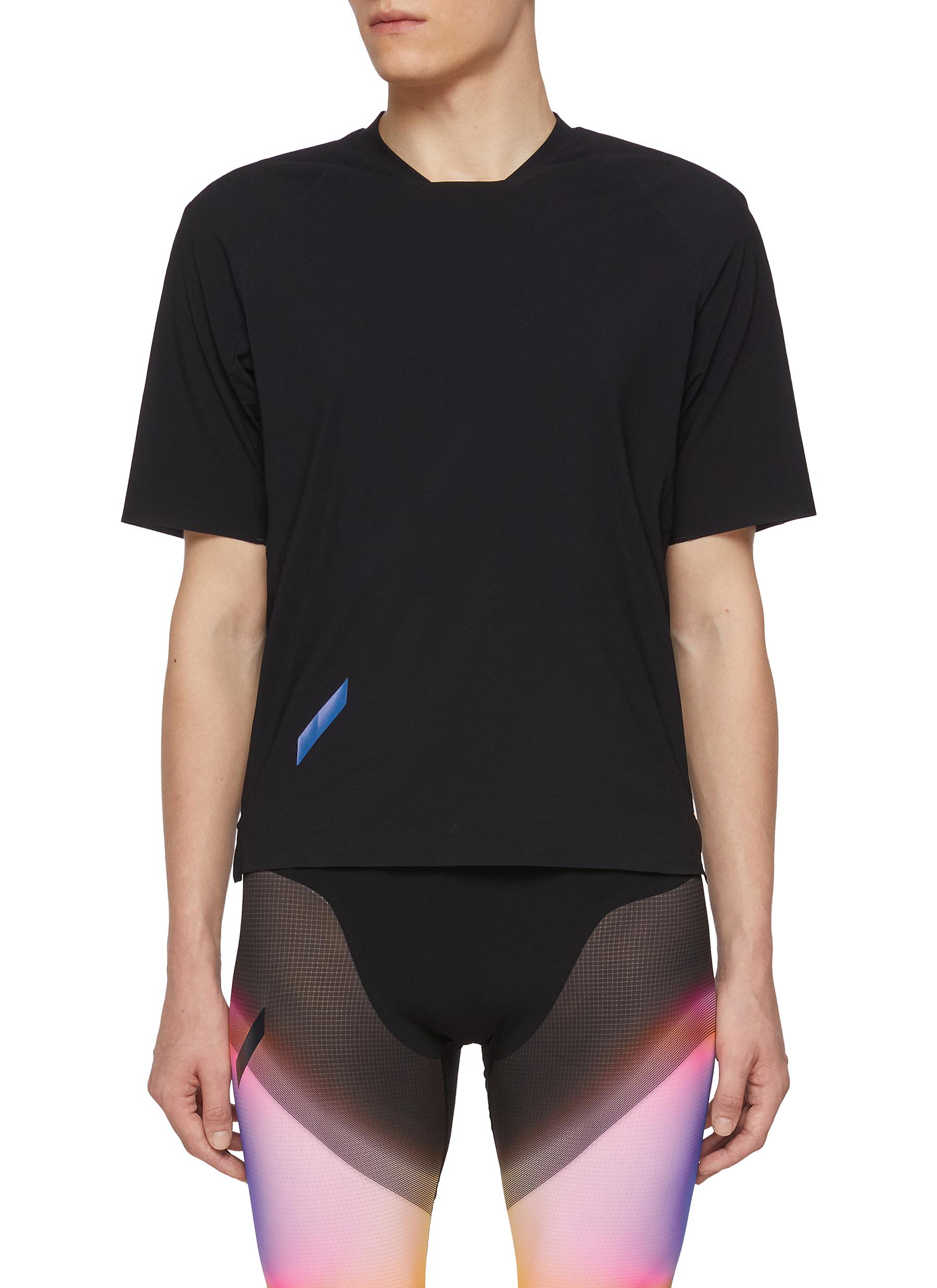soar running Tシャツ Men's T-shirts SOAR Running Men's Tech Tee Black | Footshop