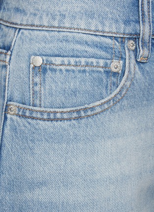  - ALICE 
OLIVIA - Weezy Side Slit Light Wash Jeans