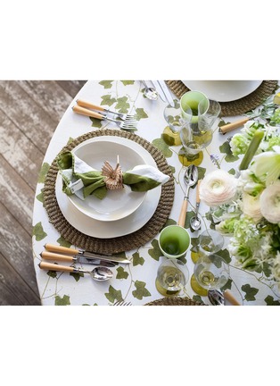 Detail View - Click To Enlarge - SUMMERILL & BISHOP - Herbarium Ivy Round Linen Tablecloth