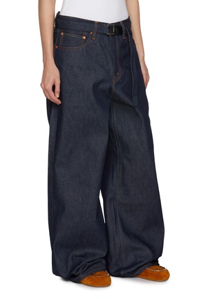 Detail View - Click To Enlarge - SACAI - x Levi's Wide Leg Cuffed Dark Wash Jeans