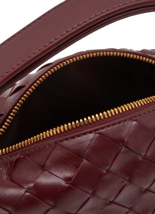 Detail View - Click To Enlarge - BOTTEGA VENETA - Small Wallace Leather Shoulder Bag