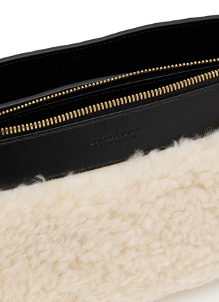 Detail View - Click To Enlarge - BOTTEGA VENETA - Andiamo Shearling Intrecciato Leather Double Pouch