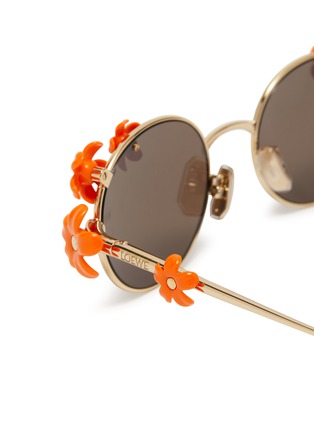 Detail View - Click To Enlarge - LOEWE - Daisy Field Metal Oval Sunglasses