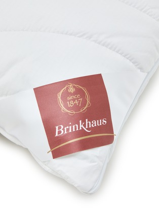 Detail View - Click To Enlarge - BRINKHAUS - The Climasoft Outlast® Pillow