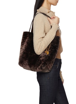 Front View - Click To Enlarge - CHLOÉ - Medium Chloé Spin Shearling Tote Bag