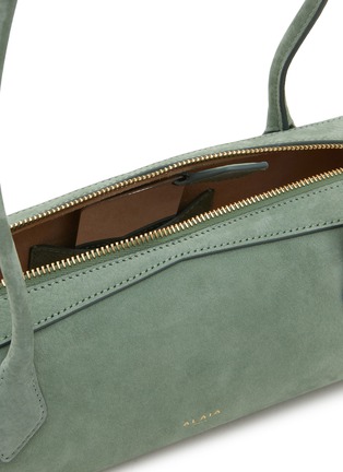 Detail View - Click To Enlarge - ALAÏA - Medium Le Teckel Leather Shoulder Bag