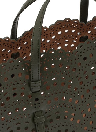 Detail View - Click To Enlarge - ALAÏA - Mina EW 25 Vienne Wave Leather Bag