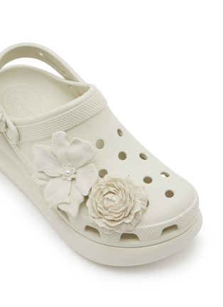 Detail View - Click To Enlarge - CROCS - Crush Bouquet Clogs