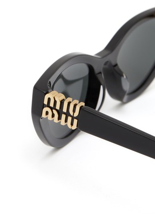 Detail View - Click To Enlarge - MIU MIU - Signature Metal Butterfly Acetate Cat Eye Sunglasses