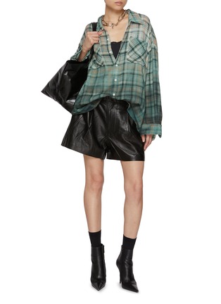 Figure View - Click To Enlarge - R13 - Wide Leg Leather Shorts